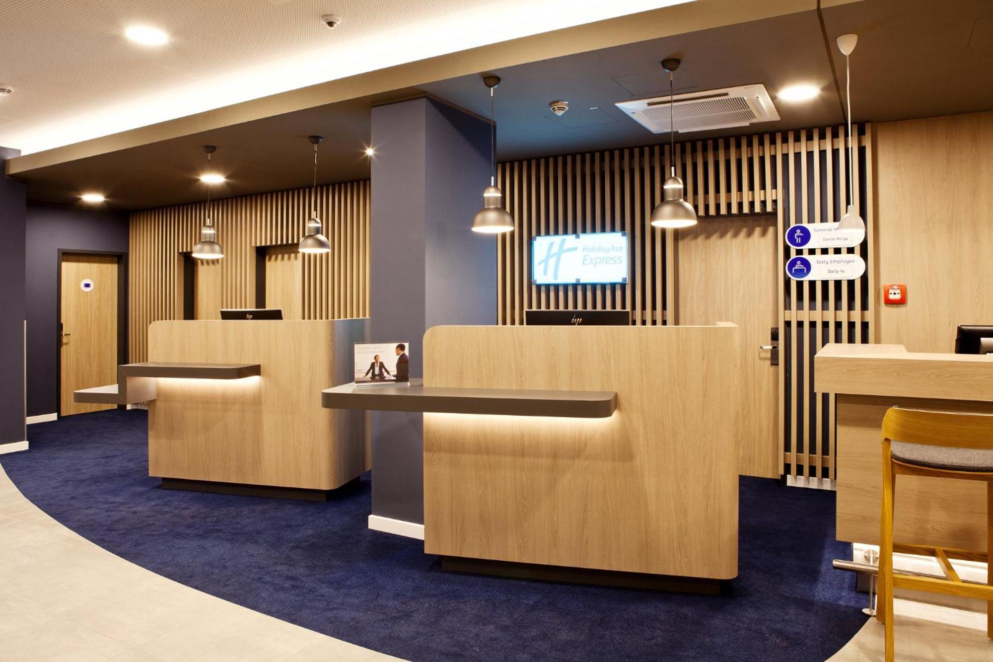 Holiday Inn Express - Siegen, An Ihg Hotel Ngoại thất bức ảnh